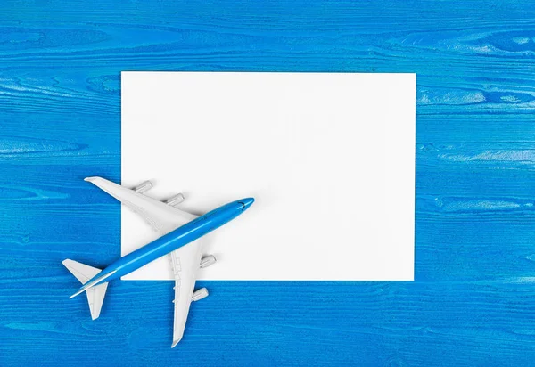 비행기와 종이의 — 스톡 사진