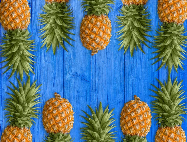 Beaucoup Ananas Succulents Sur Table Bois Bleu Alimentation Saine — Photo