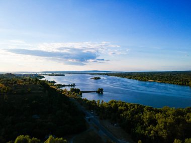 Dnepr Nehri 'nin geniş seli