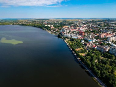 İnsansız hava aracından Ternopil Şehri görünümü