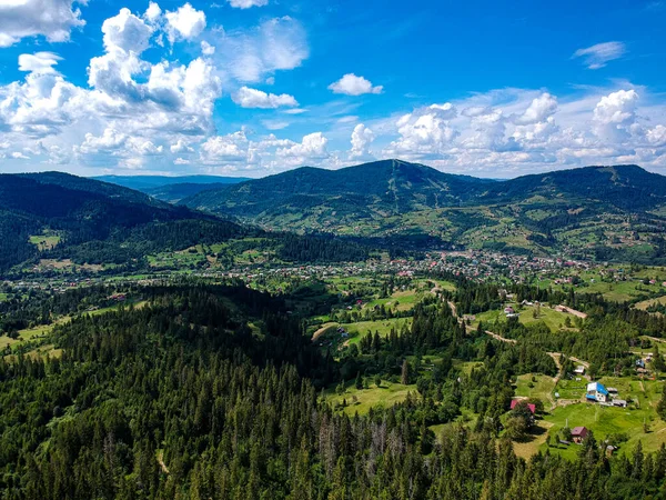 Pastvina Karpatských Horách — Stock fotografie