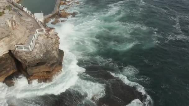 来自澳大利亚悉尼周边的海滩和岩石纹理 — 图库视频影像