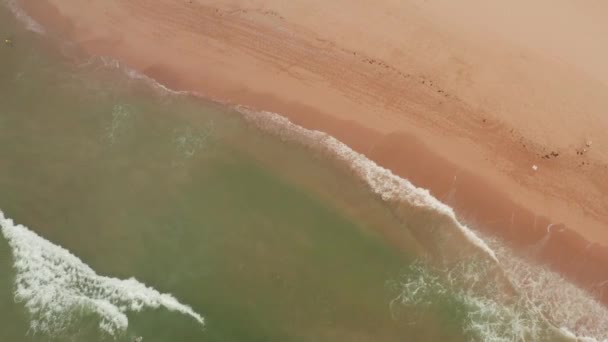 Aerial View Waves Breaking Rocks Showing Interesting Textures Colours — Stock Video