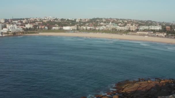 来自澳大利亚悉尼周边的海滩和岩石纹理 — 图库视频影像