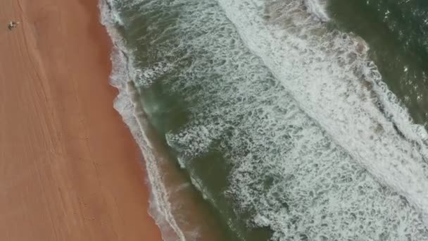 Aerial View Waves Breaking Rocks Showing Interesting Textures Colours — Stock Video