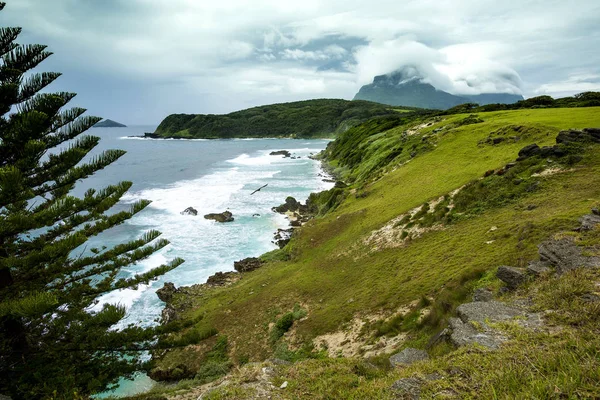 Lord Howe Adası Avustralya fırtınalı gün