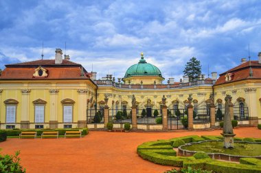 Chateau Buchlovice İtalyan barok tarzında tasarlanmıştır. Bölge South Moravia, Çek Cumhuriyeti. 