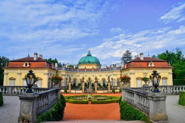 Chateau Buchlovice İtalyan barok tarzında tasarlanmıştır. Bölge South Moravia, Çek Cumhuriyeti. 