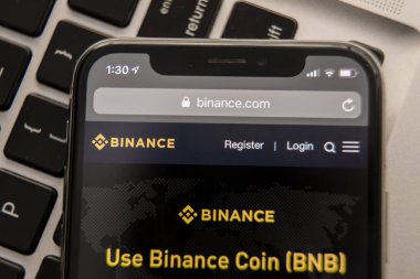 Tula, Rusya Federasyonu - 28 Kasım 2018: Binance bir vade takas piyasasıdır. Kripto para birimi arka plan kavramı. Cryptocurrency Bnb Binance sikke