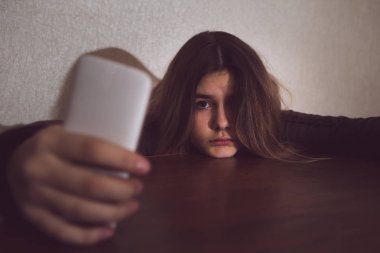 Tula, Rusya - 31 Ekim 2018:-Snapchat uygulama android cep smartphone. Snapchat fotoğraf, video, metin ve çizimler paylaşmak için kullanılan bir mobil ileti uygulamadır.