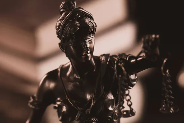 Adalet heykeli sembolü, yasal hukuk kavramı ben — Stok fotoğraf
