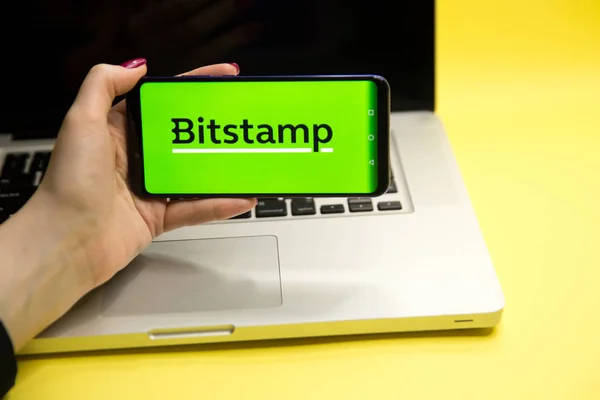 Tula, Russia - JANUARY 29, 2019: Bitstamp cryptocurrency exchange logo on — Stock Photo, Image