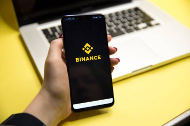 Binance bir finans borsası. Şifreli Para Birimi konsepti. Kripto para birimi BNB Binance madeni parası