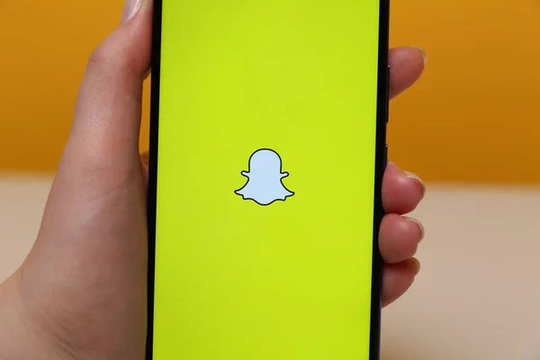 Snapchat login chat