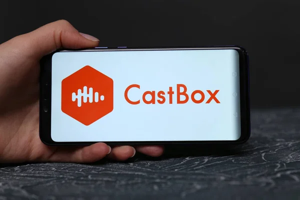 Tula, Rusko-Květen 12, 2019: Castbox na displeji telefonu. — Stock fotografie