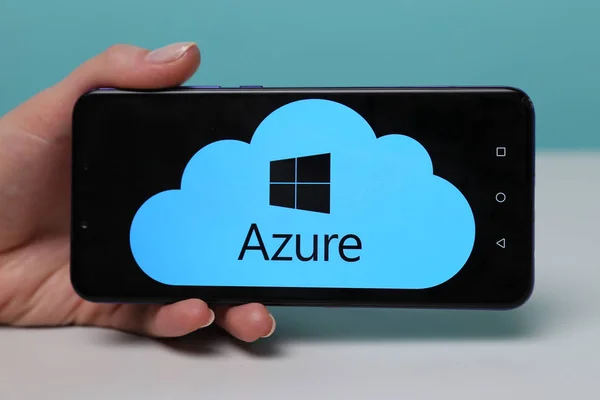 Tula, Rusya - 12 Mayıs 2019: Microsoft Azure telefon ekranında.