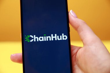 Tula, Rusya 17. 06 2019 Chainhub telefon ekranında.