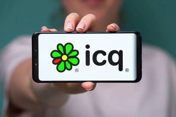 Tula, Rusya 17. Telefon ekranında 06 2019 icq. — Stok fotoğraf