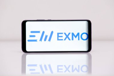 Tula 2.08.2019 Exmo telefon ekranında.