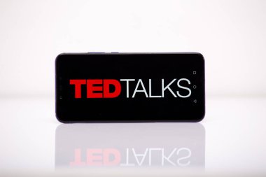 Tula 02.08.2019 Tedtalks telefon ekranında.