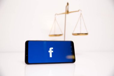 Tula 02.08.2019 Facebook telefon ekranında.