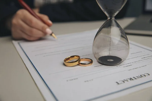 Woman signing marriage contract, closeup — Stock Photo, Image