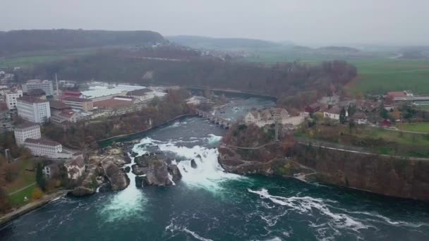 Hermosa Vista Aérea Las Cataratas Del Rin Cascada Más Poderosa — Vídeos de Stock