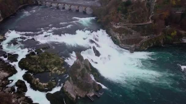 Hermosa Vista Aérea Las Cataratas Del Rin Cascada Más Poderosa — Vídeo de stock