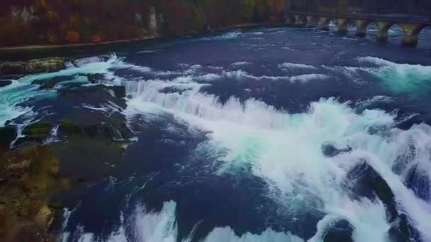 Hermosas Cataratas Del Rin Cascada Más Poderosa Suiza Europa — Vídeo de stock