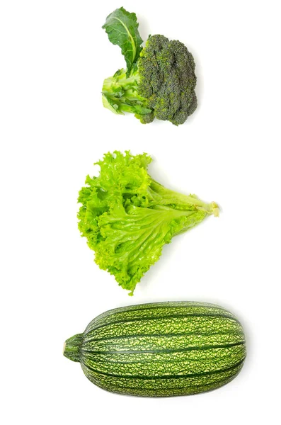 Courgettes Brócolis Salada Fundo Branco Verduras Verdes Saudáveis Com Vitaminas — Fotografia de Stock