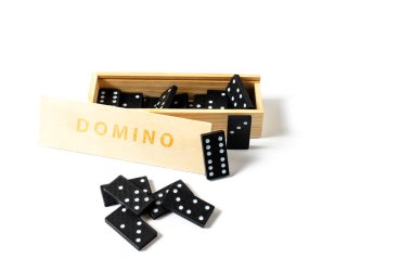 Cabotins üzerinde beyaz arka plan Domino ile kutu.