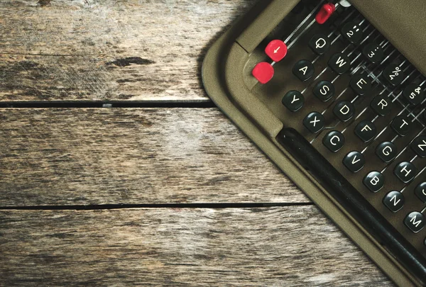 Retro Typewriter Wooden Background Top View — Stock Photo, Image