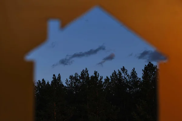 Silhouette House Evening Sky Forest Travel Outdoor Recreation Open — стоковое фото