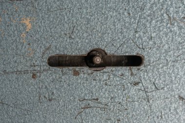 Eski kilidin kapatma anahtar deliği