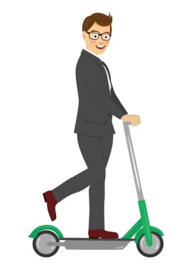 Beyaz arka plan üzerinde izole onun elektrikli scooter sürme genç mutlu işadamı