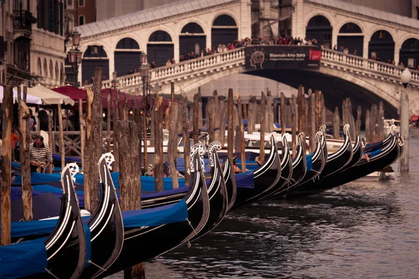 Венеція Гондоли Пристані — стокове фото