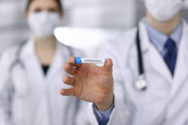 Corona virüsü salgını durdu. Salgın Virüs Solunum Sendromunu durdurun. Çin. Coronavirus 2019-nCoV Kan Numunesi
