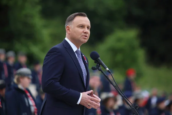 Cassino, İtalya - 18 Mayıs 2019: Polonya Cumhuriyeti Cumhurbaşkanı Andrzej Duda'nın Polonya Askeri Mezarlığı'nda Montecassino Savaşı'nın 75.