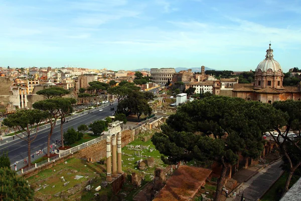 Řím Itálie Května 2015 Letecký Pohled Imperiální Fóra Římě Kolosem — Stock fotografie