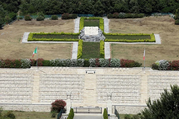 Cassino Italy August 2020 Polish Military Cemetery Montecassino More Thousand — Stock Photo, Image