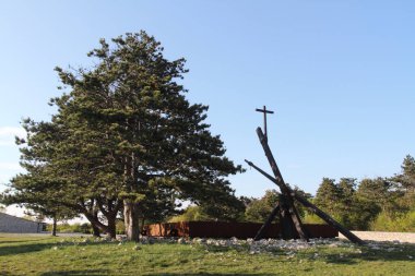 Trieste, İtalya - 22 Nisan 2017: Ulusal bir anıt olan Foiba di Basovthe