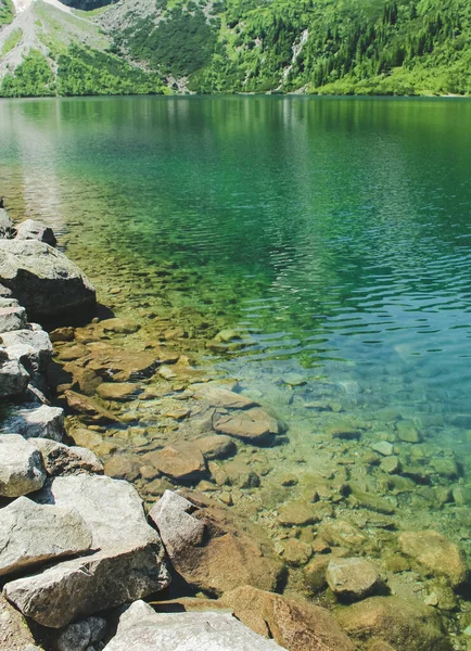 Озеро Морские Око Скалистый Берег Зеленой Водой Западные Карпаты Татранский — стоковое фото