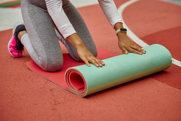 Hermosa Sana Alegre Mujer Sonriente Entrenamiento Una Ciudad Color Urbano —  Fotos de Stock