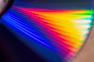 karanlık bir arka plan SD ve dvd diskler. büyük yığın, odak yok olduğunu. doku