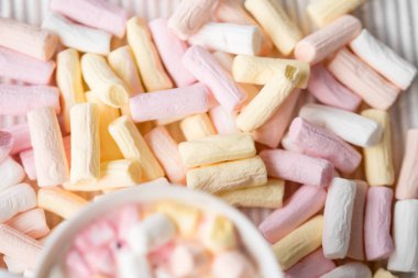 Kakao içkiyle kadar hatmi arka plan, üstten görünüm