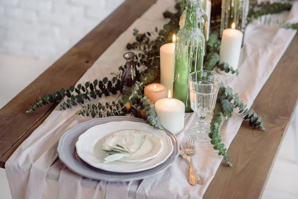 Casamento Banquete Cadeiras Mesa Para Hóspedes Decorados Com Velas Servidos — Fotografia de Stock