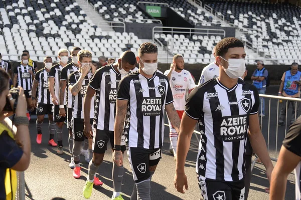 Rio, Brasil - 15 de maro de 2020: Keisuke Honda com mascarador em partida entre Botafogo e Bangu pelo Campeonato Carioca no Estdio Nilton Santos 