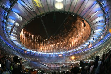 2016, Maracan Stadyumu 'ndaki 2016 Engelli Olimpiyatları ve Olimpiyat Oyunları' nın kapanışı