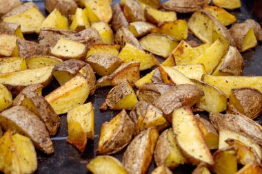Kızarmış patates, Idaho, kırmızı kabuk gevrek dilim parçaları