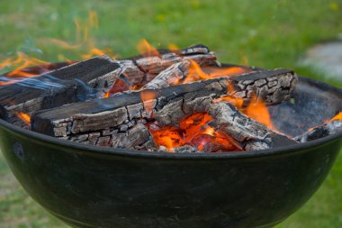 Kömür barbekü ızgara, mobil brazier, yanan odun